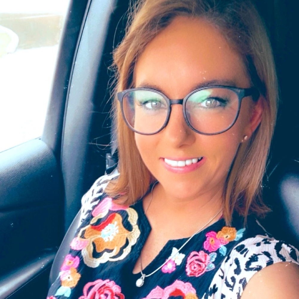 Meet your Posher, Erika